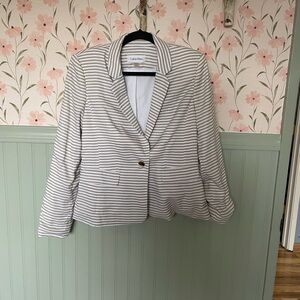 Calvin Klein Women's Striped Blazer - White and Cream with Shoulder Pads